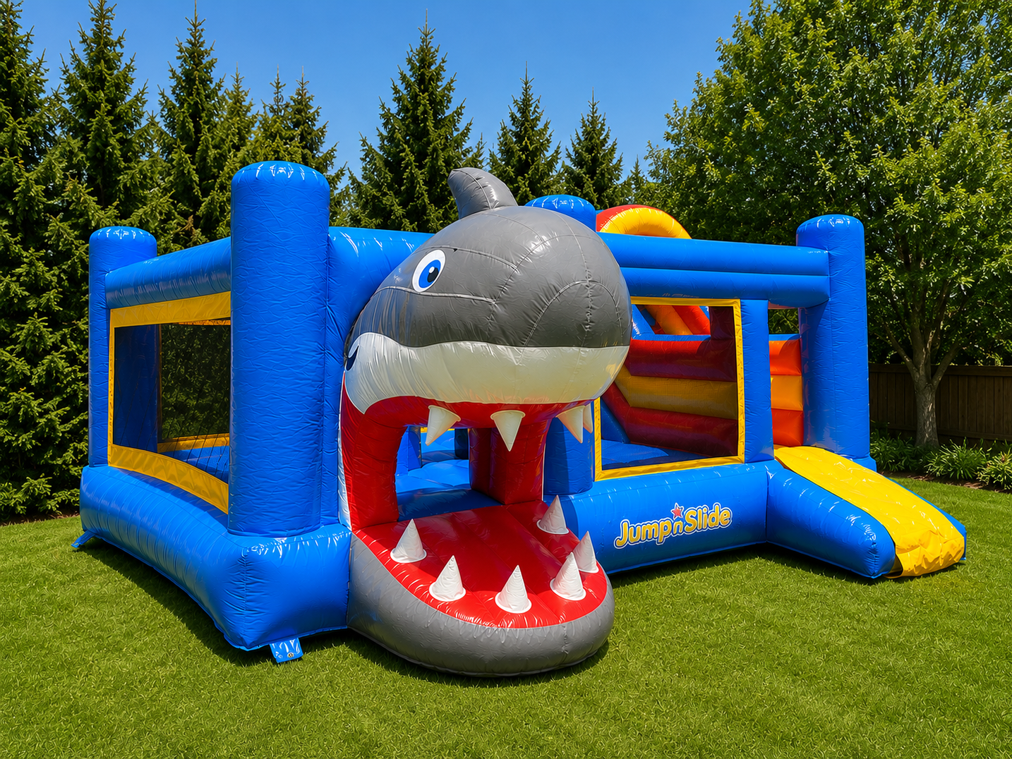 2 Bouncy Castles